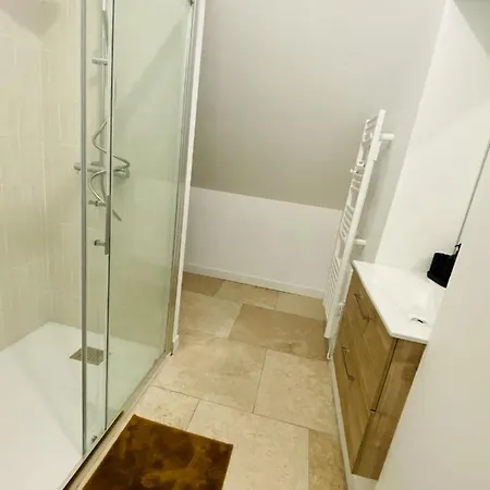 Domaine De La Quenouille Appt A Lejlighed Péronne