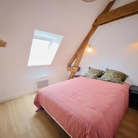 Domaine De La Quenouille Appt A * Péronne